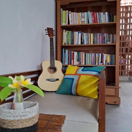 Bring In House Yogyakarta Apartment Exterior foto